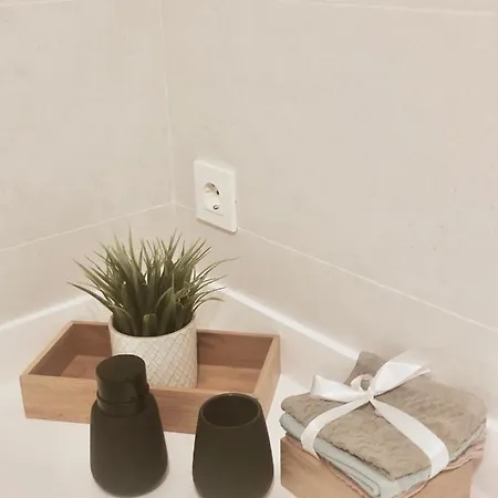 Precioso Apartamento En Monzon Con Terraza, Piscina,Parque Infantil Y Parking Exterior photo